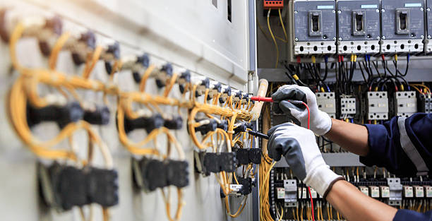 Professional Electrician technician working in Fayetteville, GA